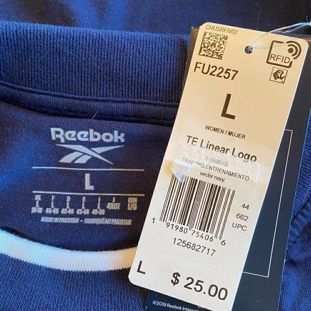 Reebok Women's Training Essentials Linear Logo Short Sleeve Crop Top - Picture 8 of 9